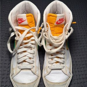 Nike High-Top Blazer Mid 77 Raygun